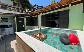 Casa aconchegante com piscina aquecida em Búzios